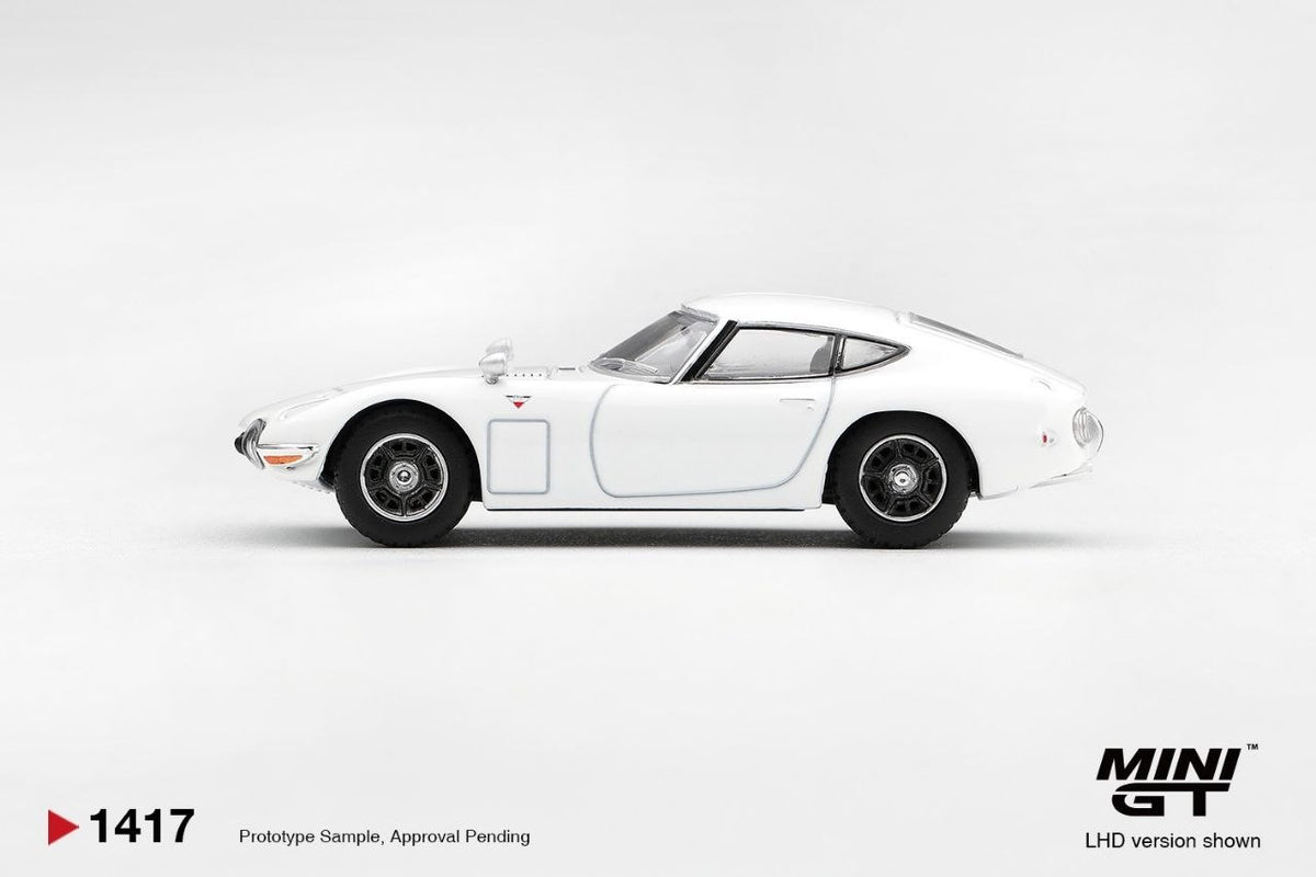 Mini GT 1:64 Toyota 2000GT Pegasus White #1417