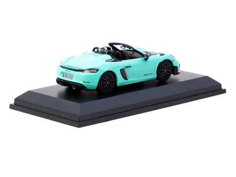 Tarmac Works x Minichamps 1:64 Porsche 718 Spyder RS Mint Green