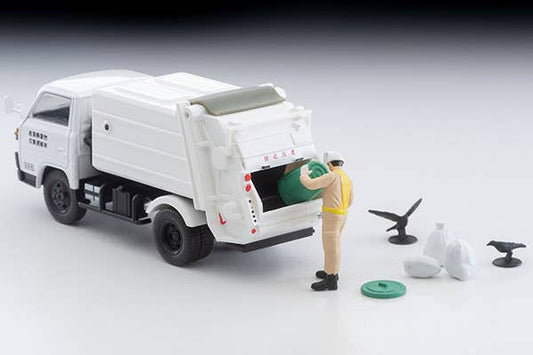 Tomica Limited Vintage 1:64 Mitsubishi Fuso Canter Cleaning Truck White with Figure