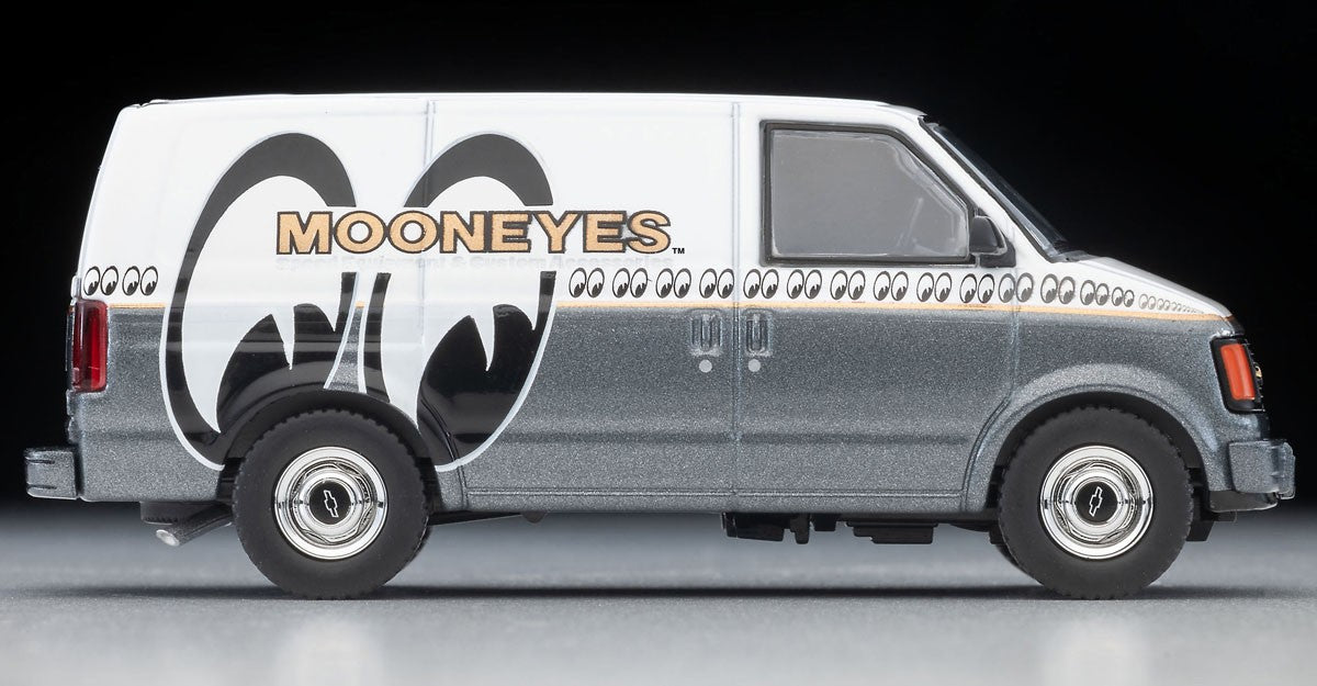 Tomica Limited Vintage 1:64 1994 Chevrolet Astro Van *MOONEYES* White/Grey