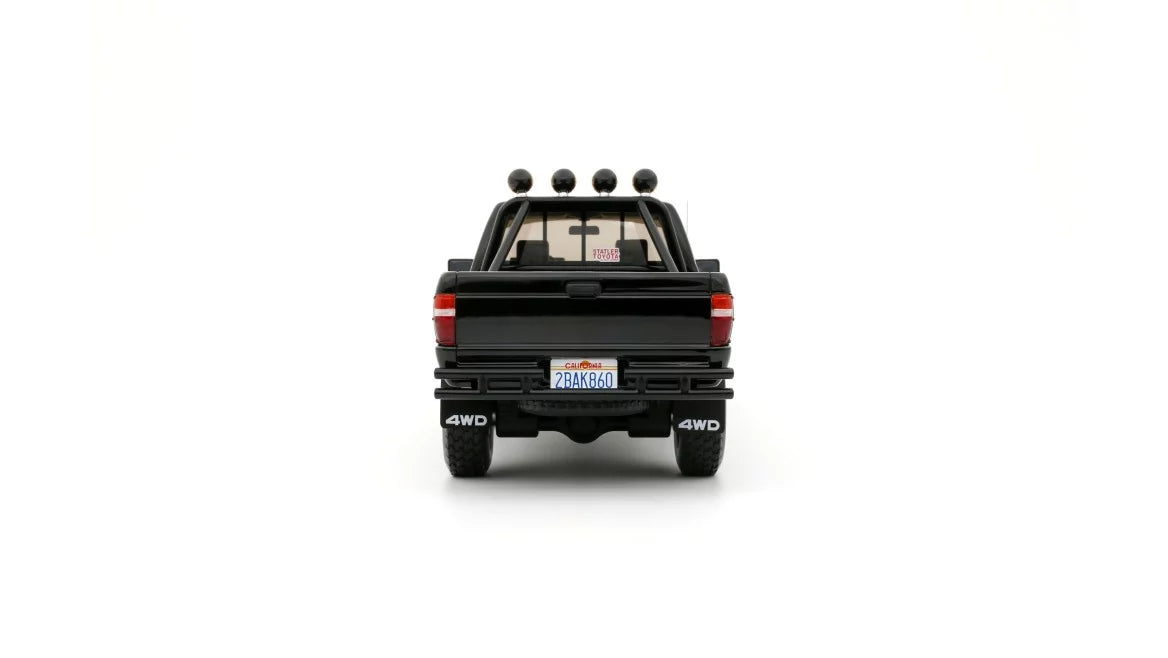 Ottomobile 1:18 1985 Toyota Hilux SR5 *resin series* Glossy Black 202 OT481