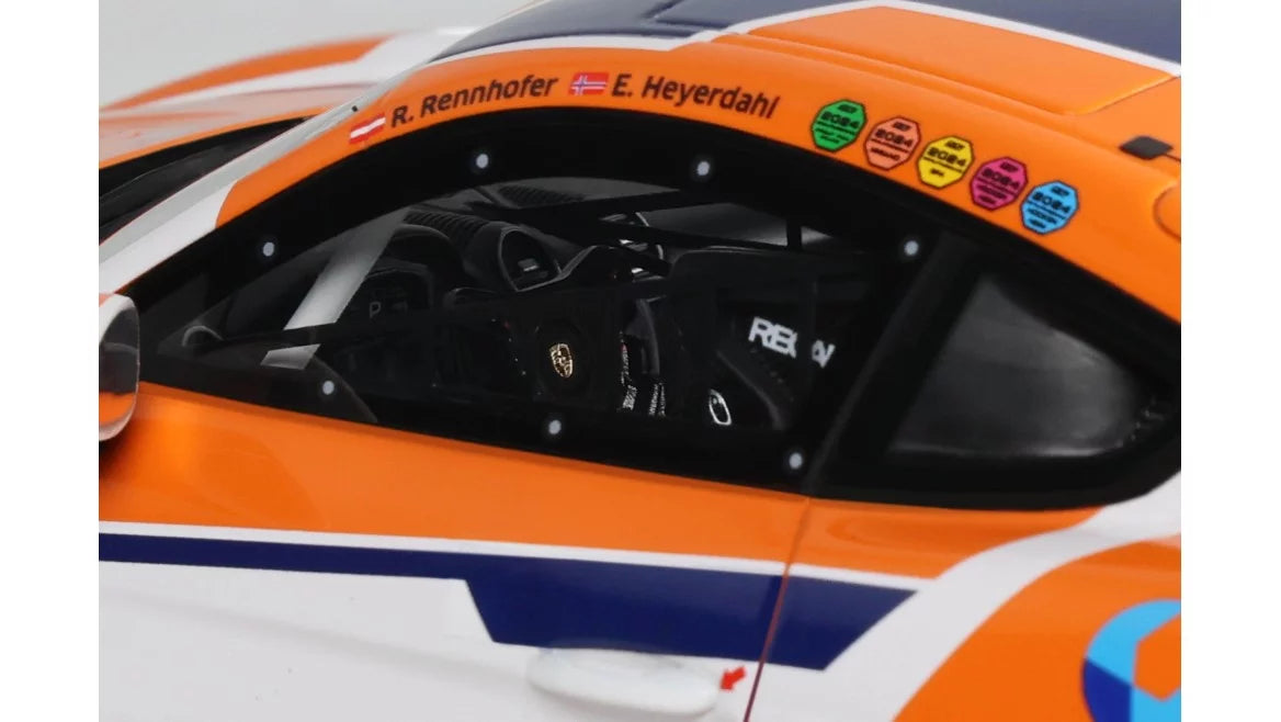 Ottomobile 1:18 2024 Porsche 718 Cayman GT4 RS Clubsport #92 E.Hayerdahl/N.Maloy GT4 European Series *Resin Series* Orange/White OT1235