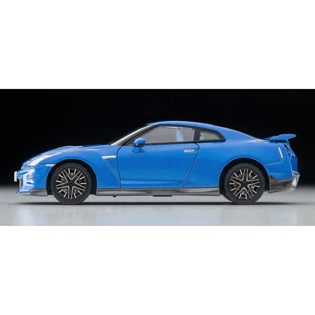 Tomica Limited Vintage 1:64 2025 Nissan GT-R Premium edition blue
