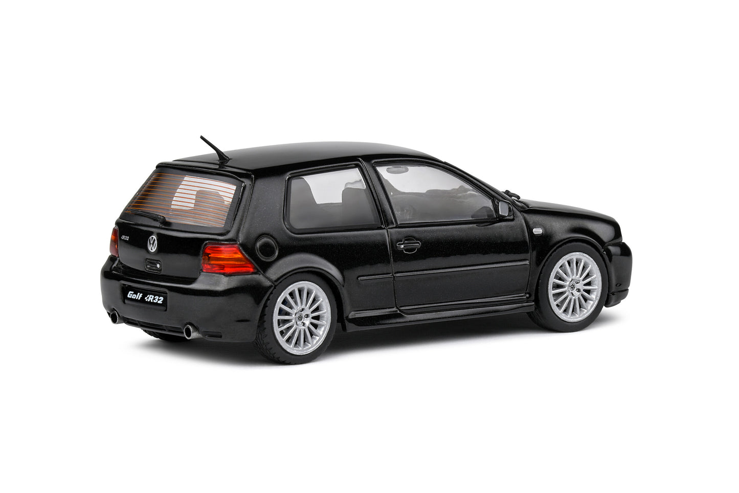 Solido 1:43 2003 Volkswagen Golf MK4 R32