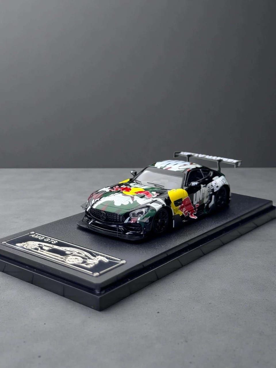 OEM 1:64 Diecast Model AMG GT(C190) S