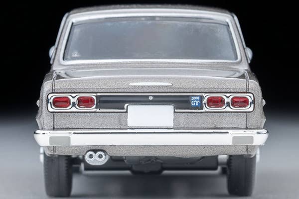Tomica Limited Vintage 1:64 1971 Nissan Skyline Hardtop 2000GT Silver