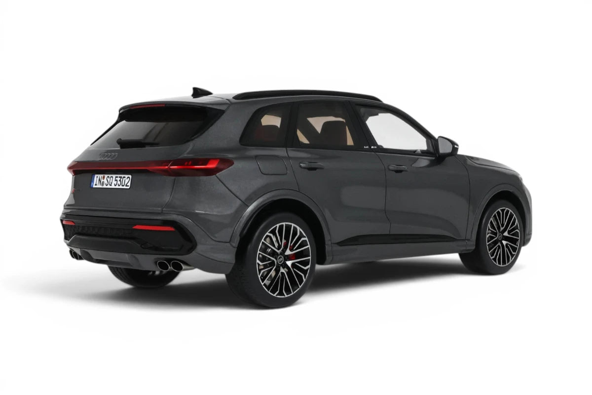 Ottomobile 1:18 2025 Audi SQ5 TFSI *Resin Series* Volcano Grey OT1348