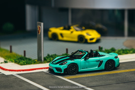 Tarmac Works x Minichamps 1:64 Porsche 718 Spyder RS Mint Green