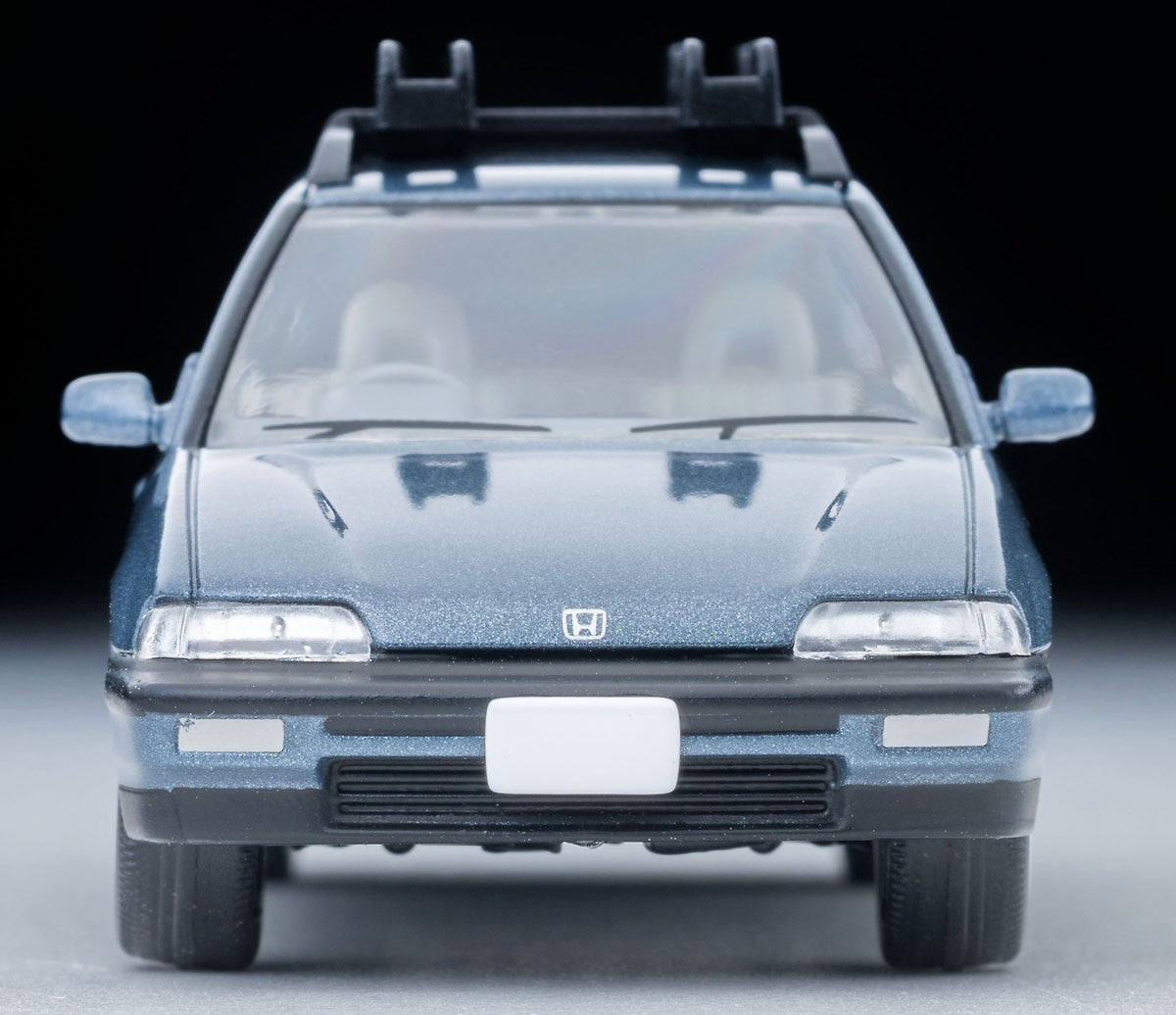 Tomica Limited Vintage 1:64 1990 Honda Civic Shuttle RT X with Figure and Mountain Bike Blue