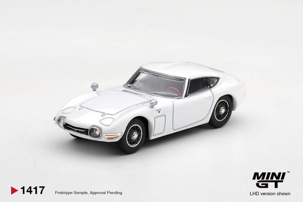 Mini GT 1:64 Toyota 2000GT Pegasus White #1417