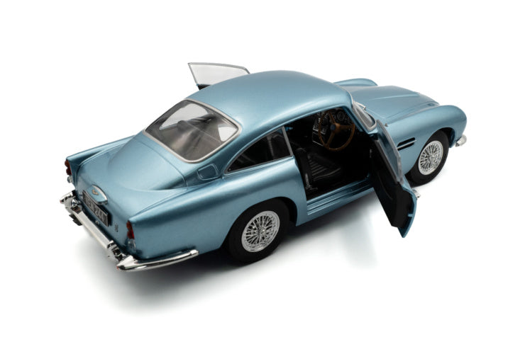 Solido 1:18 1964 Aston Martin DB5 Light Metallic Blue