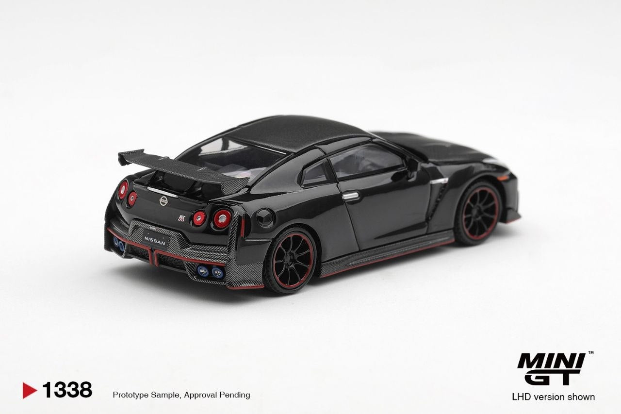 Mini GT 1:64 Nissan GT-R Nismo 2024 Black #1338