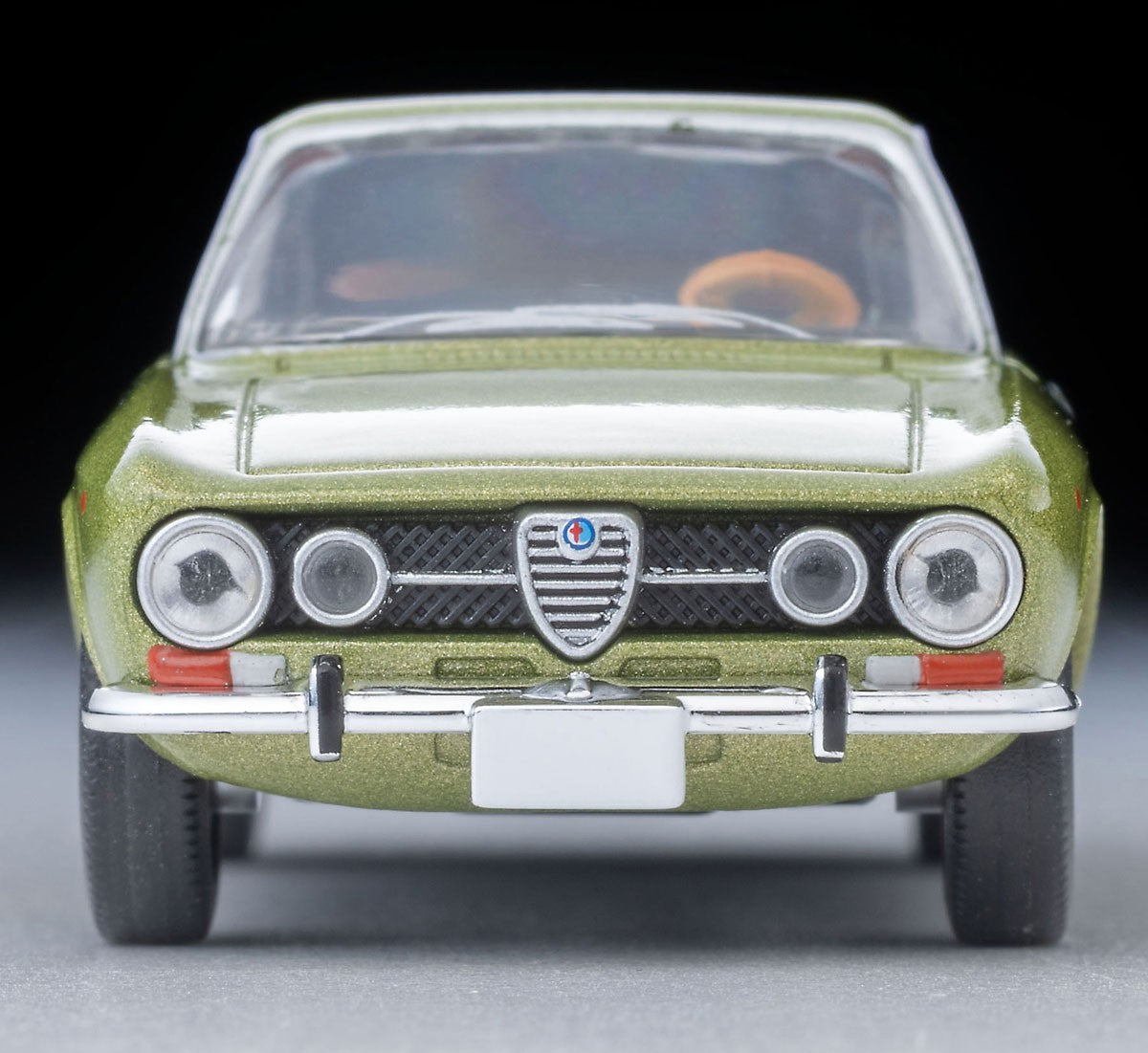 Tomica Limited Vintage 1:64 Alfa Romeo 1750GTV Olive Green
