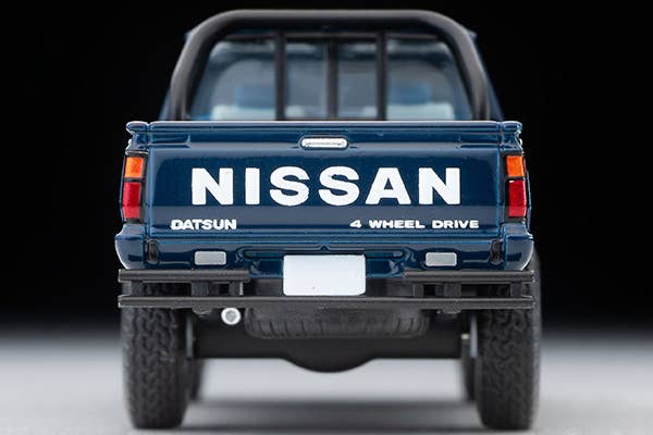 Tomica Limited Vintage 1:64 Nissan Truck 4X4 King Cab North American Specification Blue