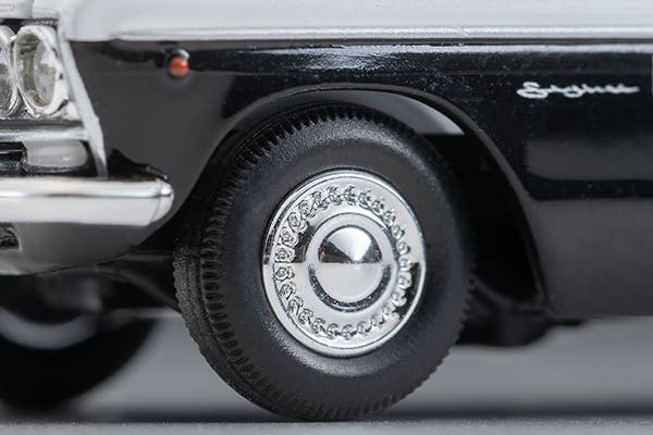 Tomica Limited Vintage 1:64 Prince Skyline 2000GT Patrol Car (Metropolitan Police Department)