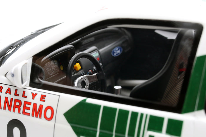 Ottomobile 1:18 Ford Escort RS Cosworth Gr.A San Remo 1994
