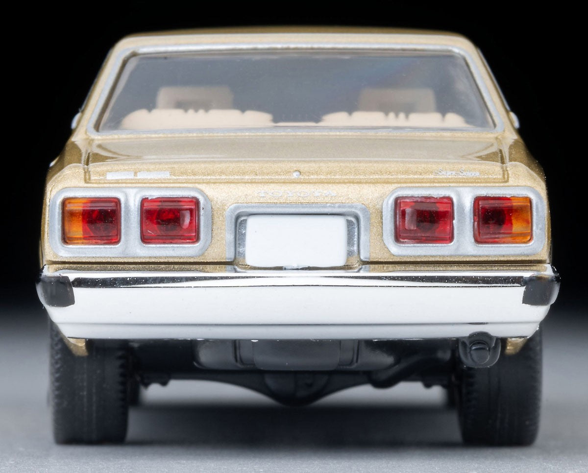 Tomica Limited Vintage 1:64 1978 Toyota Crown 4-Door Hardtop Gold
