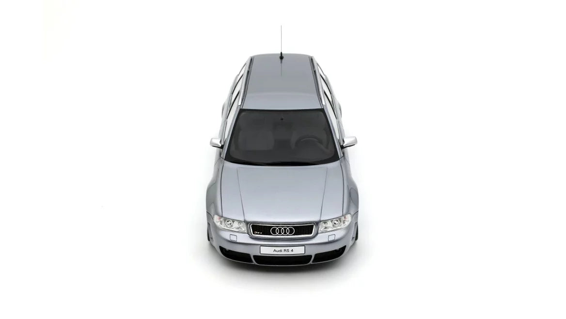 Ottomobile 1:18 Audi RS 4 (B5) Avant "stanced" Avus Silver 2025 *Resin Series* OT1396