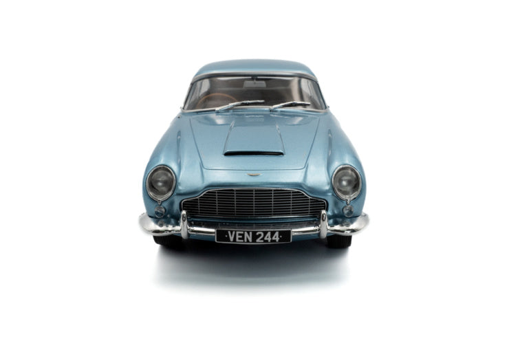 Solido 1:18 1964 Aston Martin DB5 Light Metallic Blue