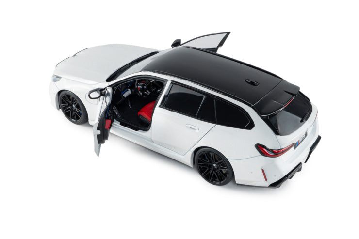 Solido 1:18 2024 BMW M5 Touring (G99) Alpine White *Damaged Packaging*
