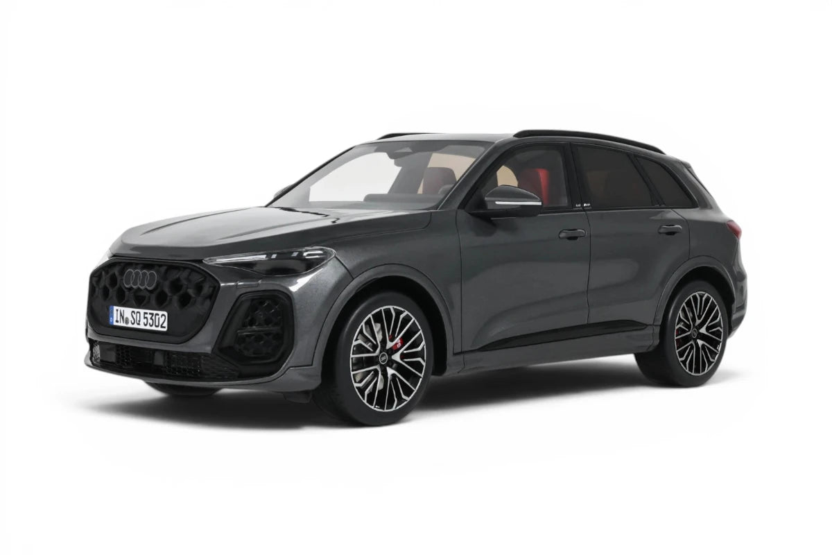 Ottomobile 1:18 2025 Audi SQ5 TFSI *Resin Series* Volcano Grey OT1348