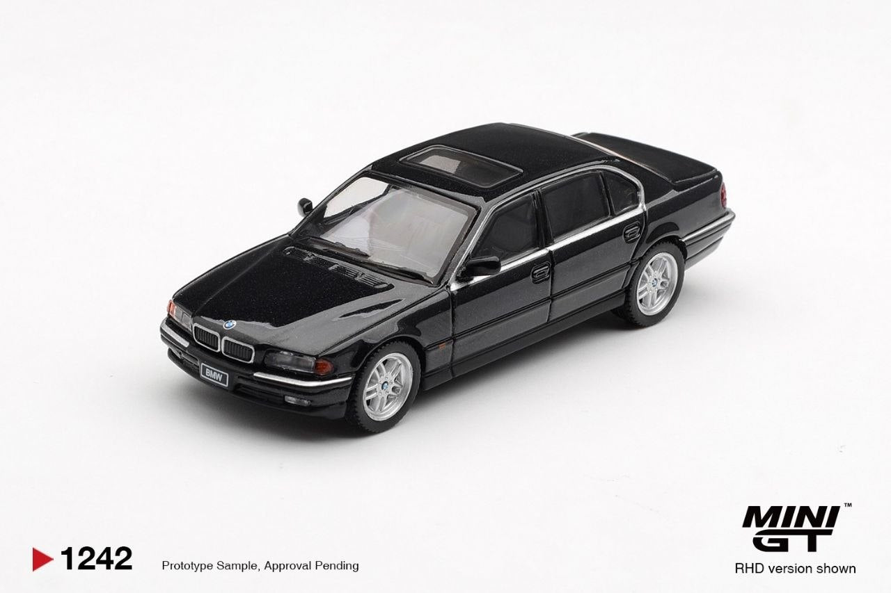 Mini GT 1:64 BMW 750IL Black Sapphire (LHD) #1242