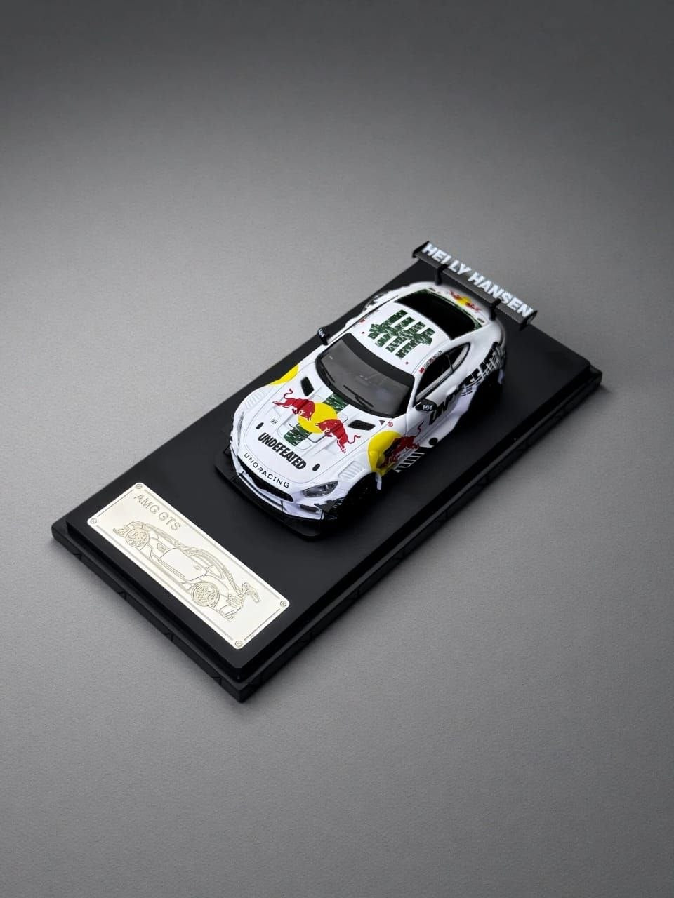 OEM 1:64 Diecast Model AMG GT(C190) S