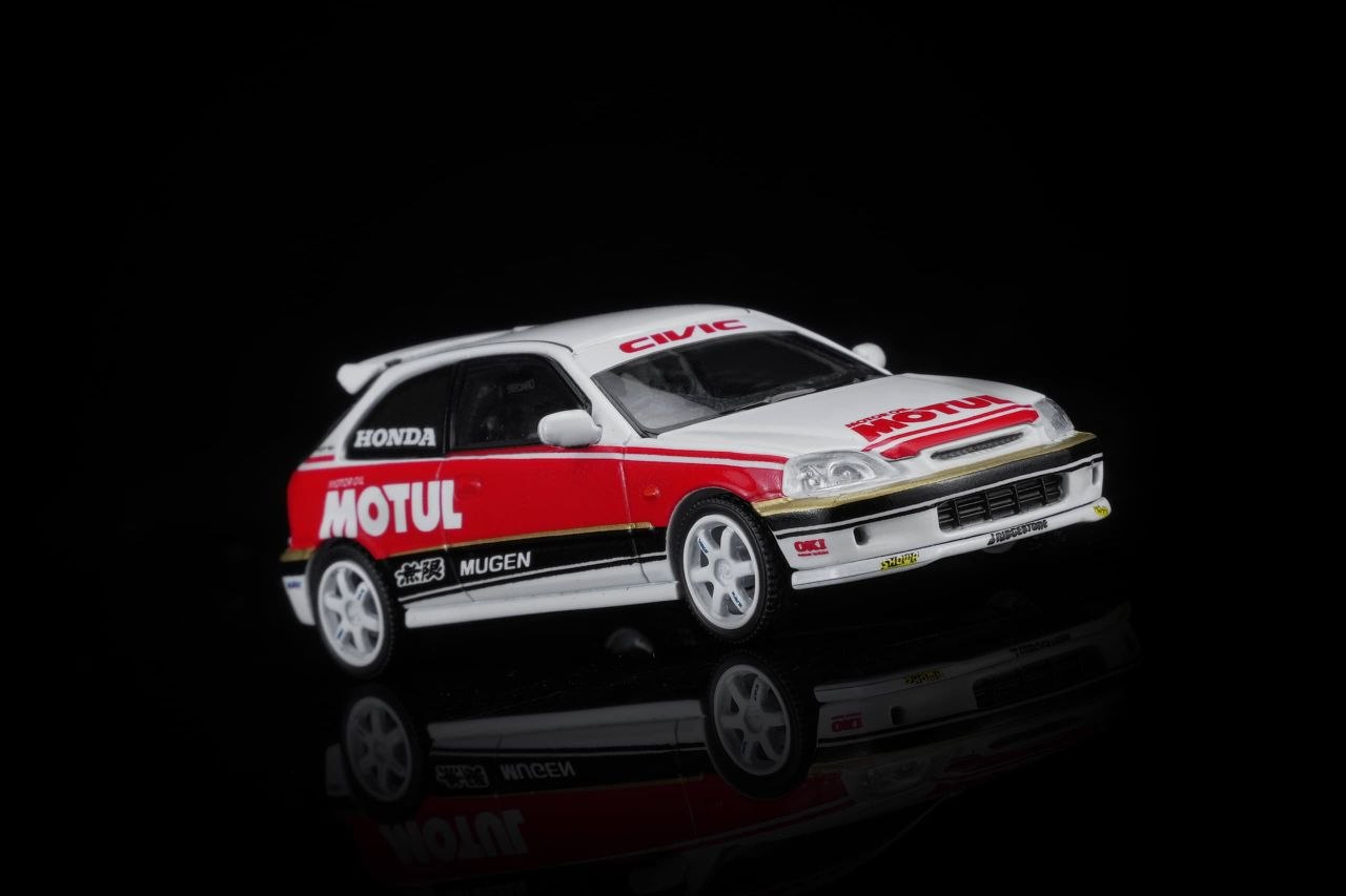 MotorHelix 1:64 2012 Honda Civic Type R (EK9) *MOTUL* White/Red