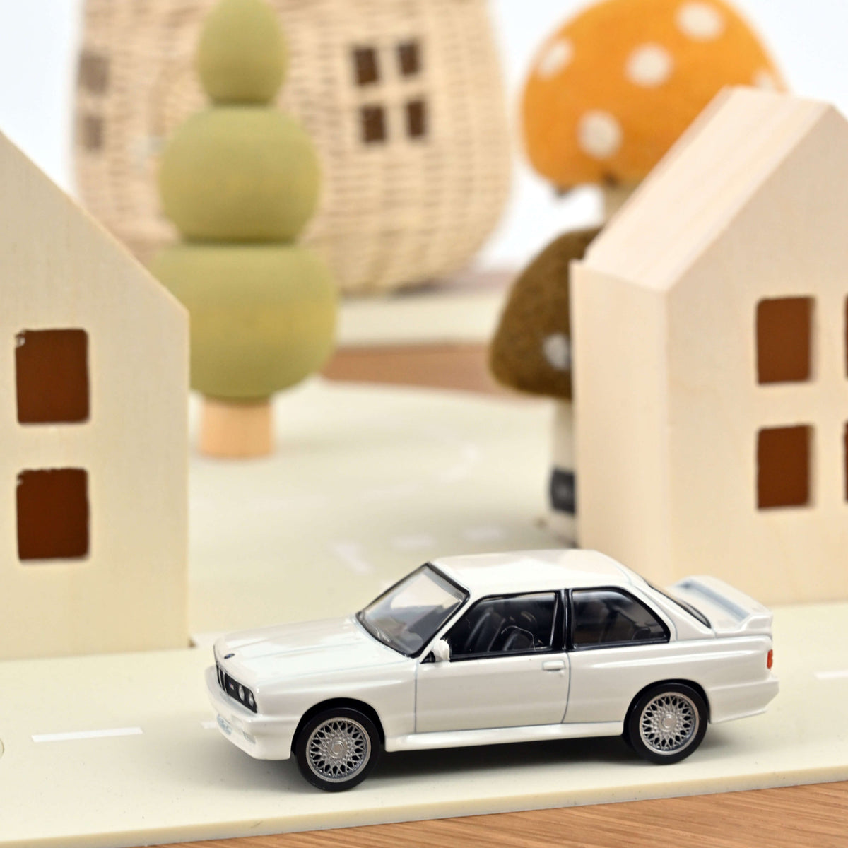 NOREV BMW M3 E30 – 1986 – Échelle 1:43 – Miniature Métal Gris Foncé – Collection Voiture – Cadeau Adulte