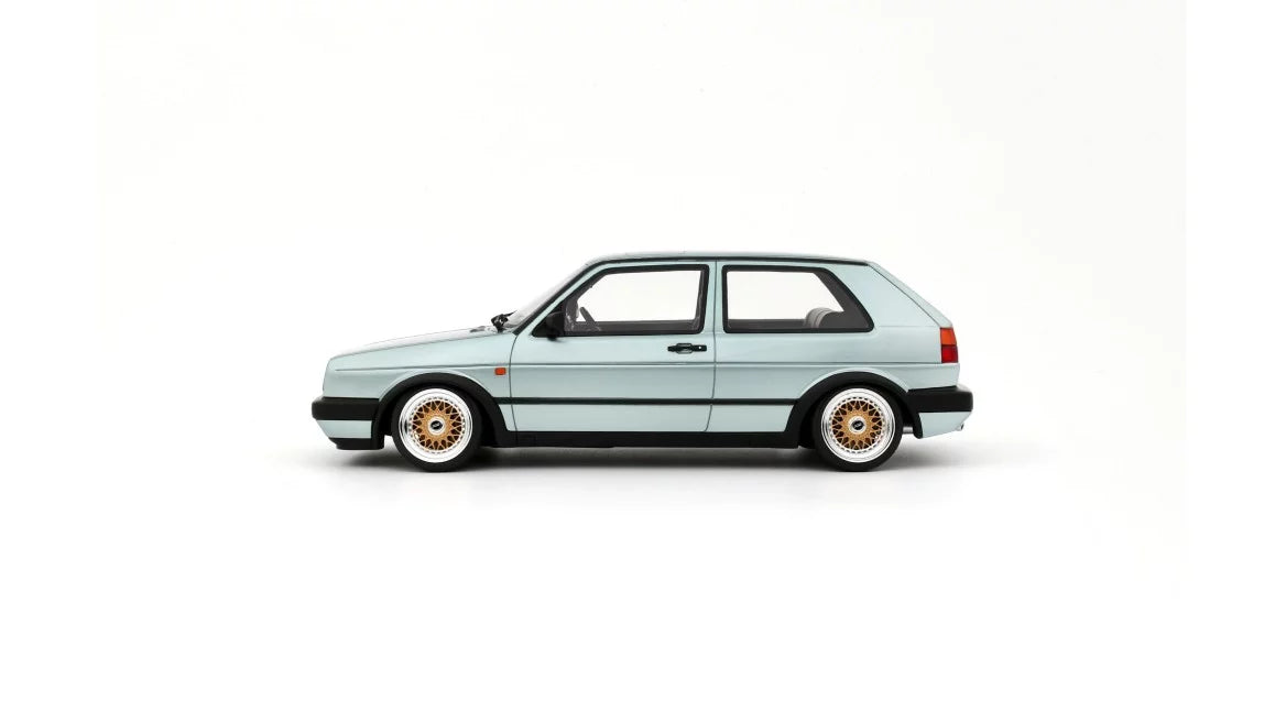 Ottomobile 1:18 Volkswagen Golf II GTi "Stance" Calypso Green 1991 *Resin Series*