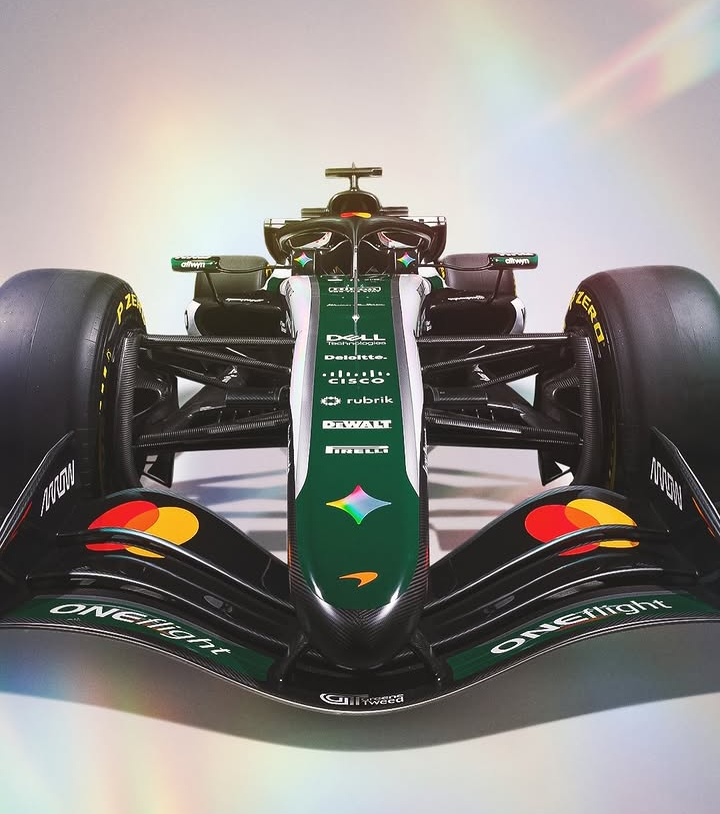 Minichamps 1:64 2026 McLaren Mastercard F1 Team MCL40 Silverstone GP