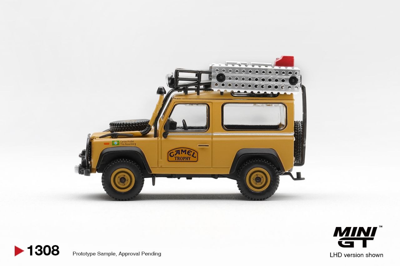 Mini GT 1:64 1985 Land Rover Defender 90 *Camel Trophy* (LHD) Team Japan Camel Trophy Borneo