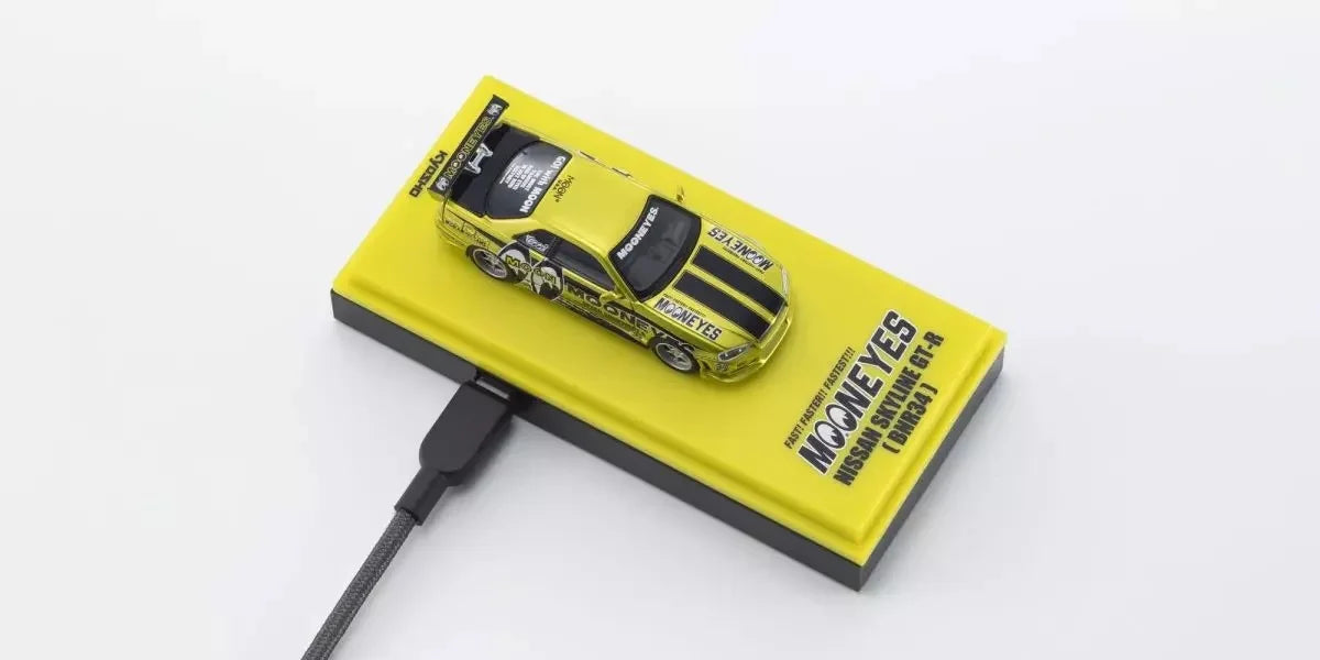 Kyosho 1:64 2026 Nissan Skyline GT-R (R34) *Mooneyes 1 with Led* KS07134LM1