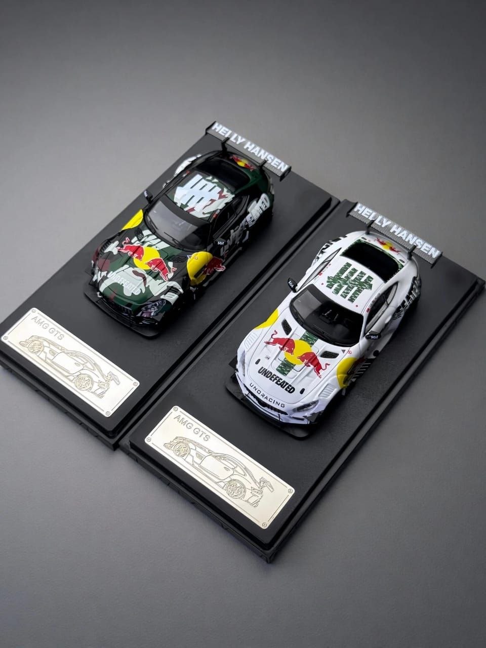 OEM 1:64 Diecast Model AMG GT(C190) S