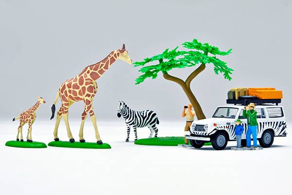 Tomica Limited Vintage 1:64 Kaiyodo x Tomica Limited Vintage Diocolle 64 #carsnap 28a Safari 1 (Toyota Land Cruiser FJ56V Type Included)