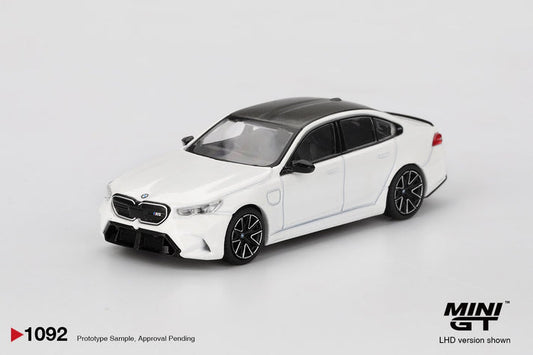 Mini GT 1:64 BMW M5 Alpine White #1092