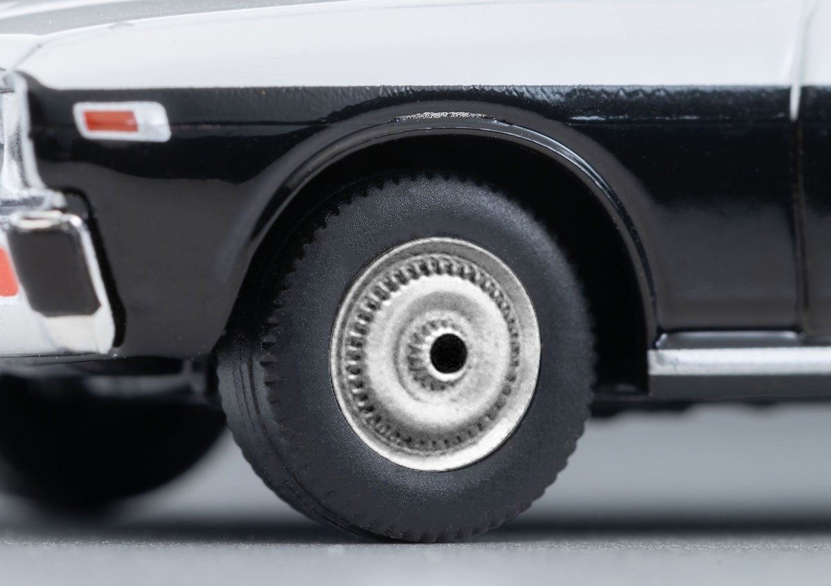 Tomica Limited Vintage 1:64 Nissan Cedric 2000DX Patrol Car White/Black
