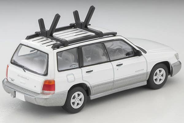 Tomica Limited Vintage 1:64 Subaru Forester Custom with kayak and figure White/Silver