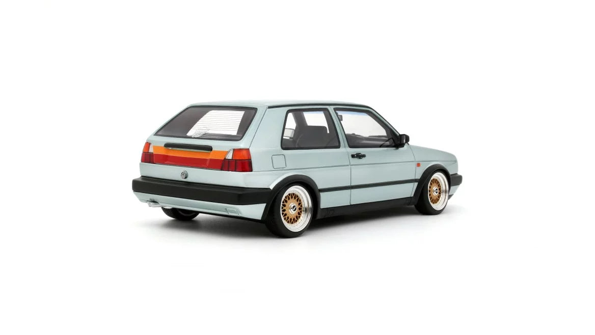 Ottomobile 1:18 Volkswagen Golf II GTi "Stance" Calypso Green 1991 *Resin Series*