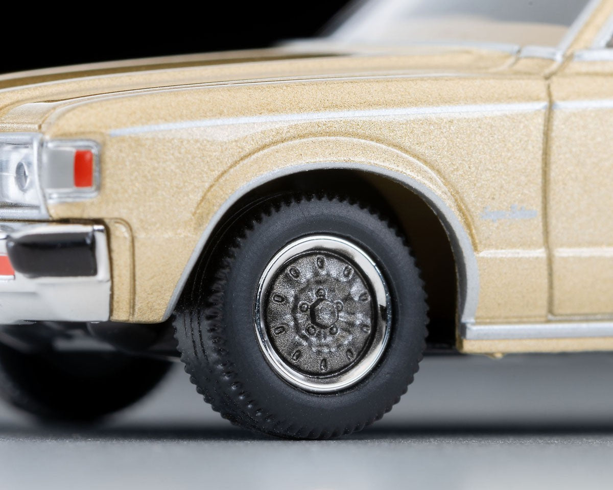 Tomica Limited Vintage 1:64 1978 Toyota Crown 4-Door Hardtop Gold