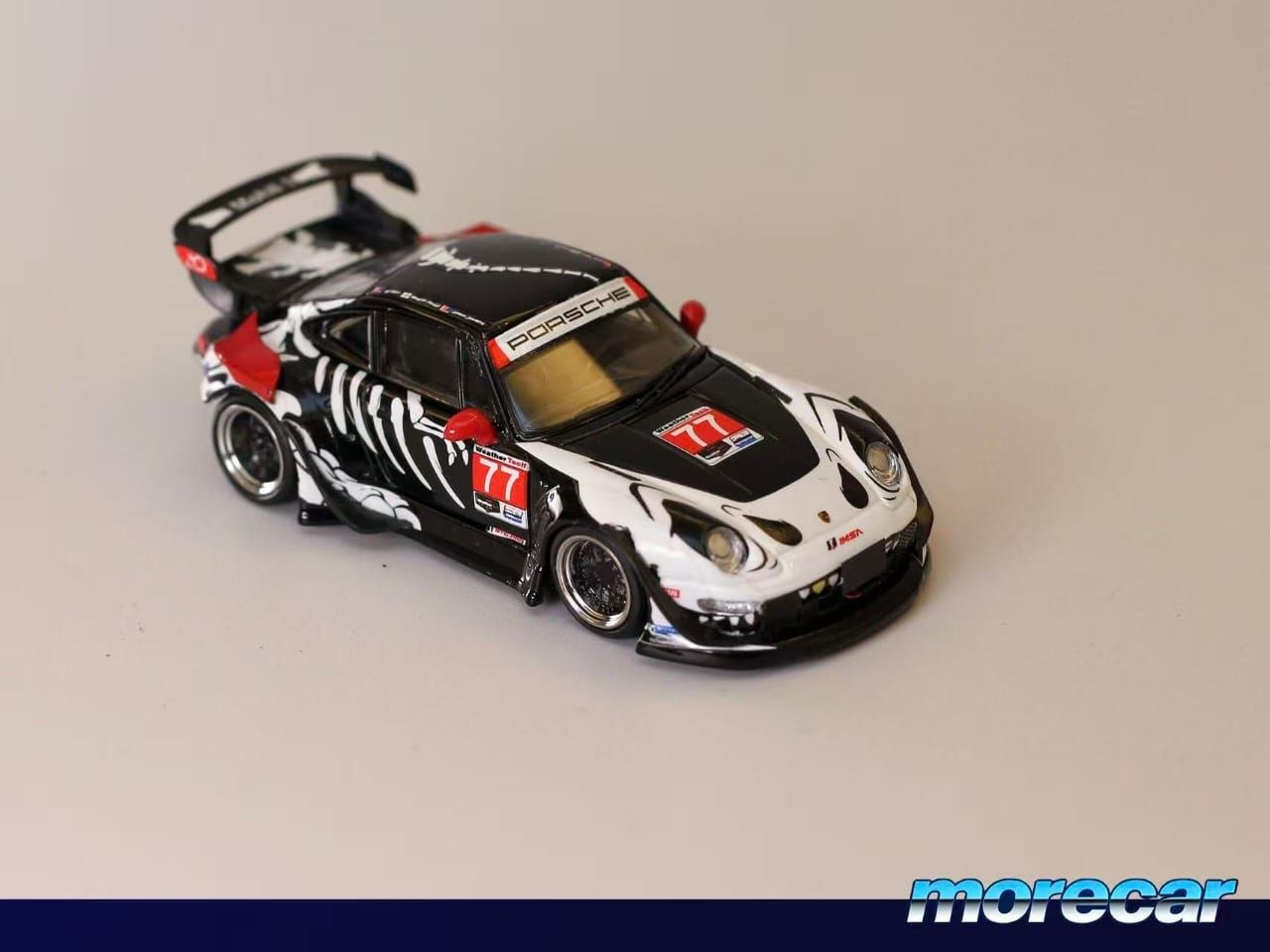 MoreCar 1:64 RWB Porsche Skeleton Dinosaur Livery