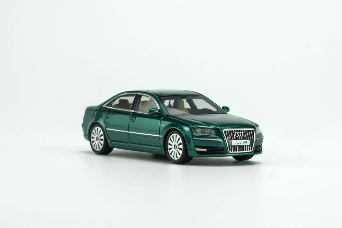 MotorHelix 1:64 2008 Audi A8 (D3) Green