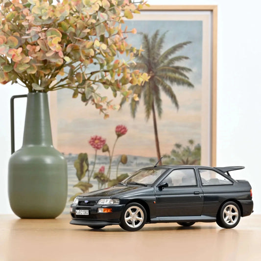Norev 1:18 Ford Escort Cosworth Mallard Green Metallic